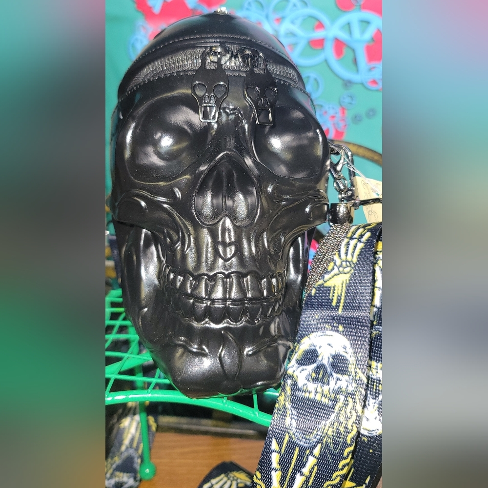 Black Leather Skull bag